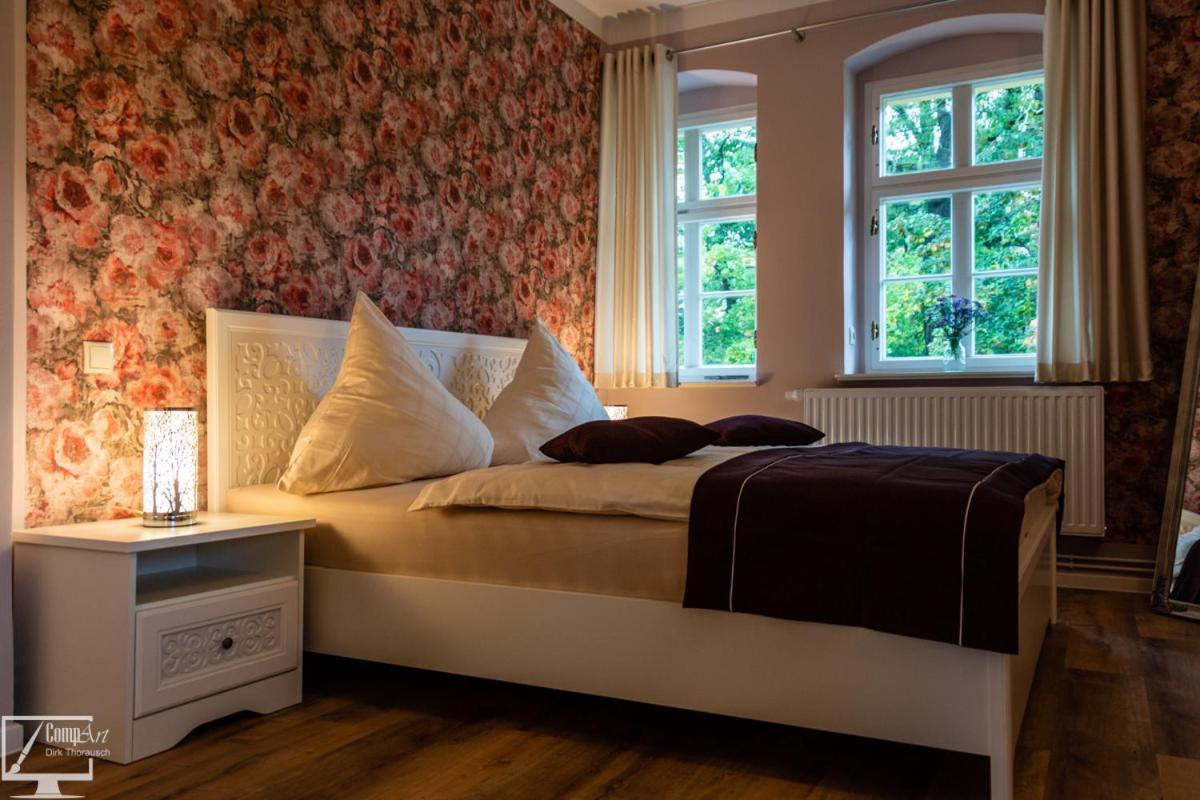 Kavalierhaus Im Rhododendronpark Kromlau Gablenz Esterno foto