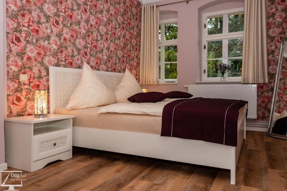 Kavalierhaus Im Rhododendronpark Kromlau Gablenz Esterno foto